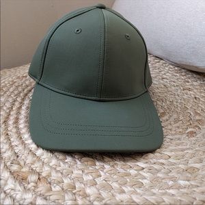 NWOT Lululemon Green Baller Hat